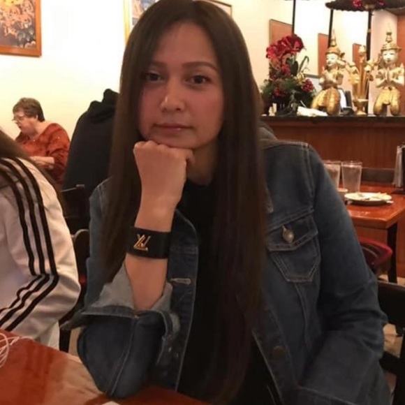 A81– 💯 % authentic Louis Vuitton EPI bracelet - Picture 2 of 7